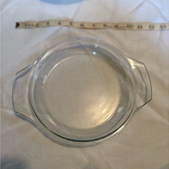 Pyrex White Casserole Dish with Fruit Design - Picture 4 of 7